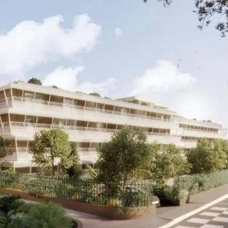 Ventura Saint-tropez, Tapestry Collection By Hilton Hotel