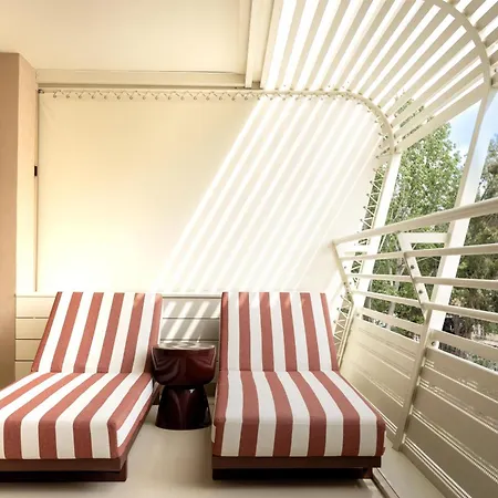 Hotel Ventura Saint-tropez, Tapestry Collection By Hilton 4*