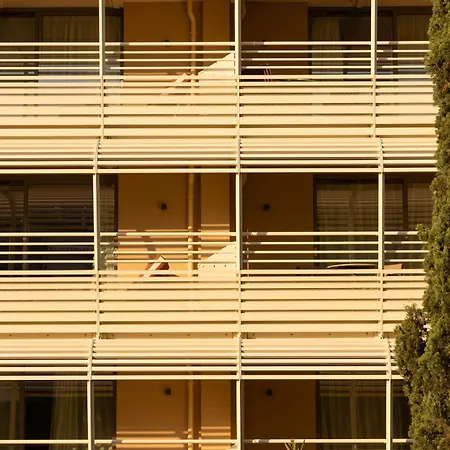Ventura Saint-tropez, Tapestry Collection By Hilton Hotell 4*
